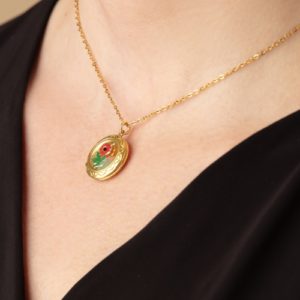 Vintage Gold Elegance